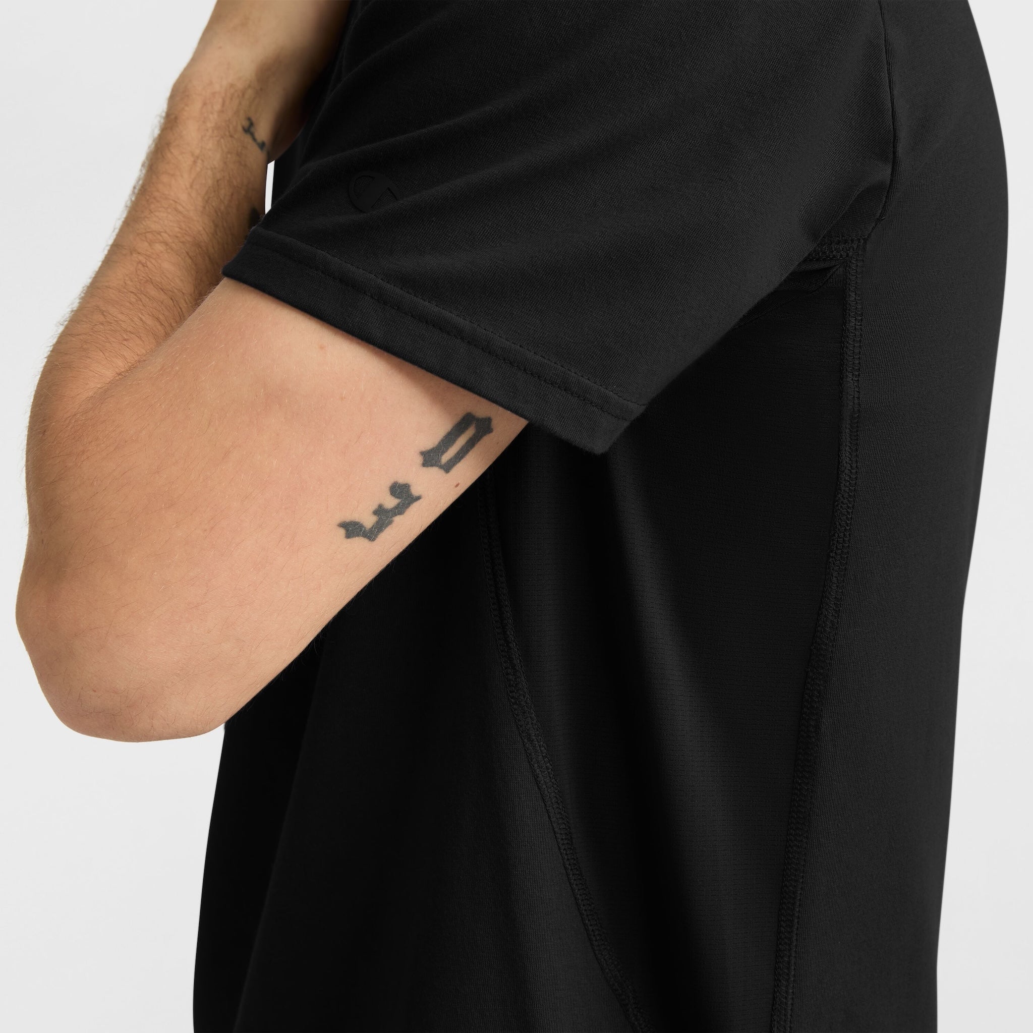 C-VPR Sport T-Shirt. Tonal C Logo - Image 3